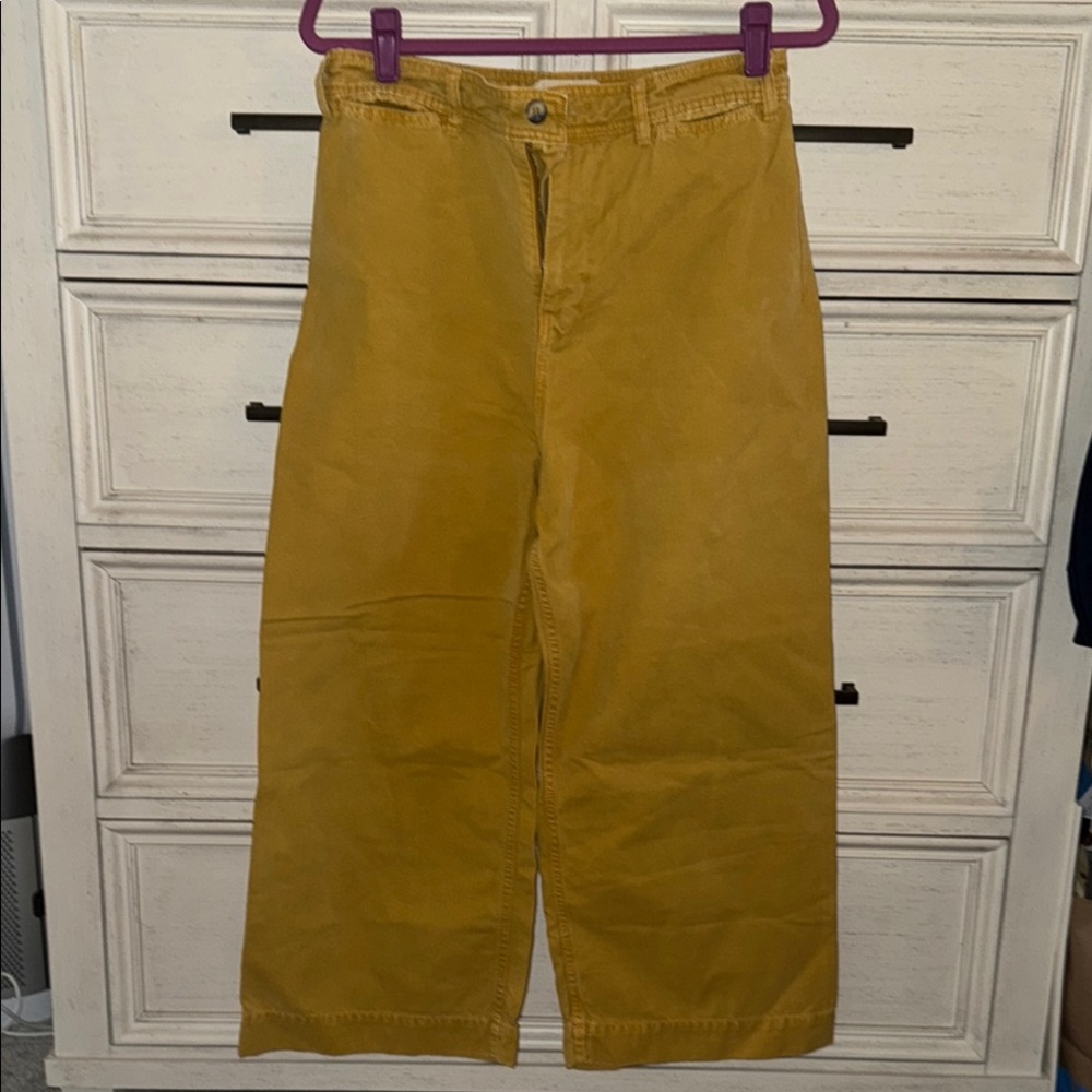 We The Free Yellow Cropped wide leg pants with Relaxed Fit EUC!